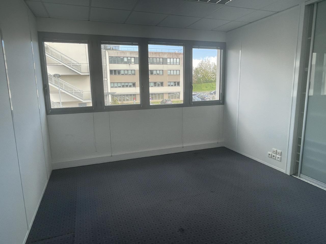 Bureau Saint-Grégoire 250m² Location bureau Saint-Grégoire Ille-et-Vilaine OLBUR2311146 6